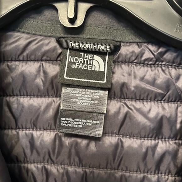 North Face Vest - Picture 2 of 7